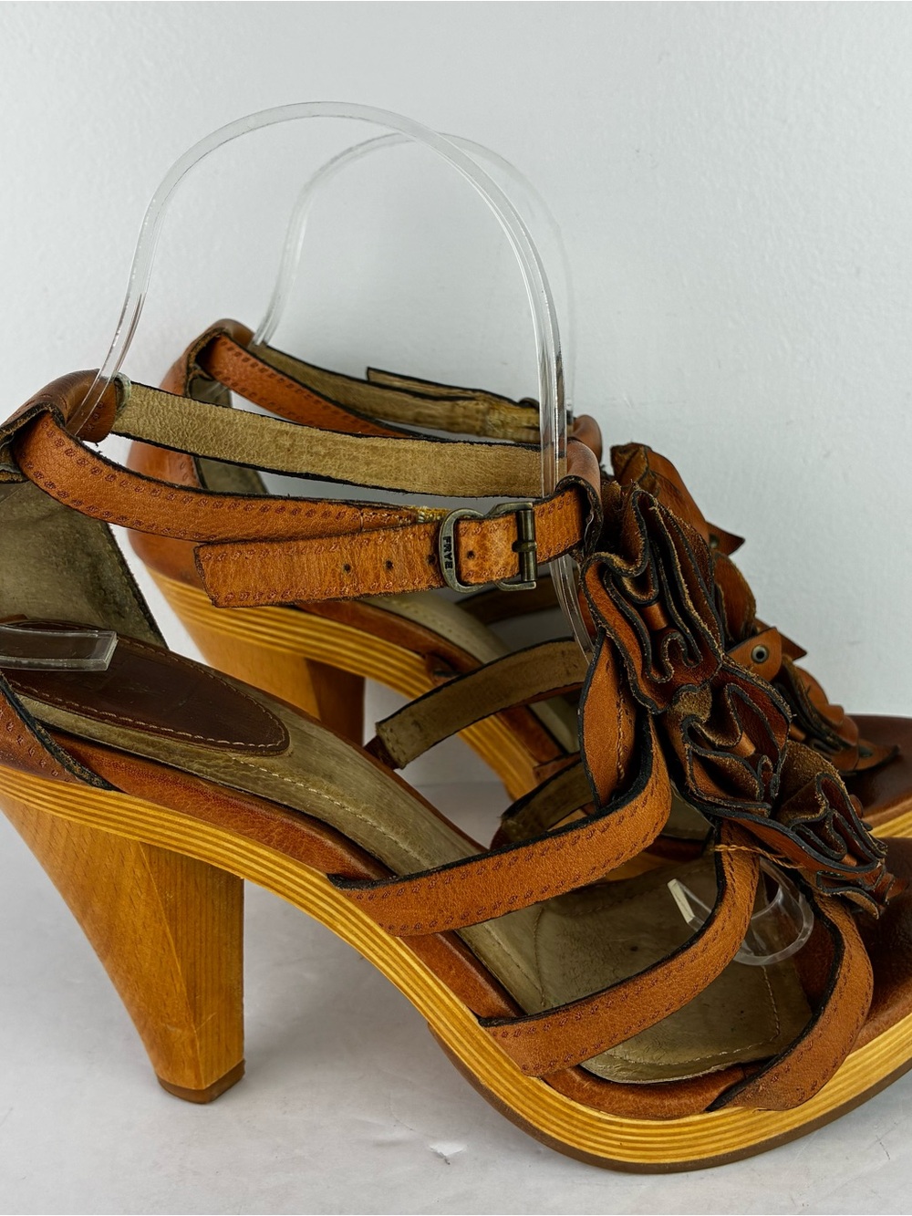 Frye Janna Flower Leather Strappy High Heels - Picture 3 of 8